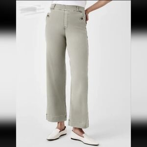 SPANX Wide Leg Pants in Light Green